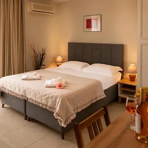 Pensiune Rodos House 
